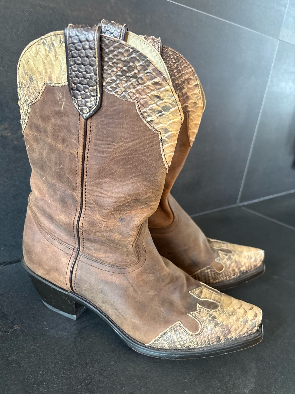 VTG DURANGO Western Leather Snakeskin Cowgirl Rodeo Boots, Two-Tone, 7 1/2 M